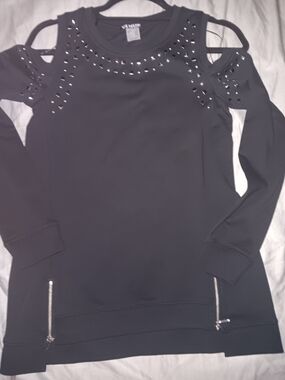 VENUS Black Cold-Shoulder Studded Sweatshirt with Zipper Hem